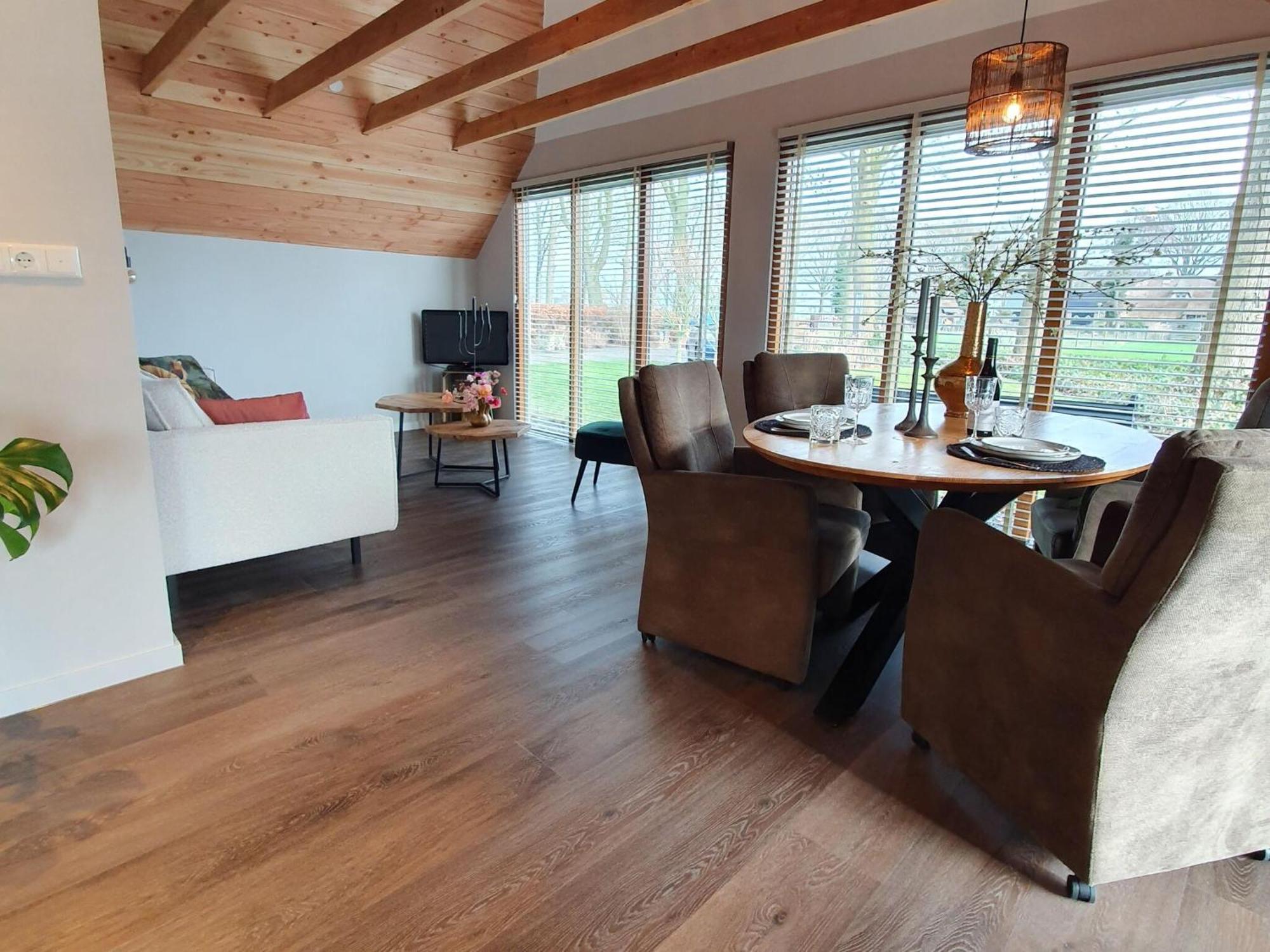 Holiday Home Heeresteeg In Nieuwleusen With Garden De Meele Exteriér fotografie